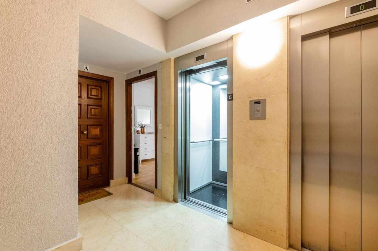 New Amara Suite Friends & Families Parking San Sebastián Exterior foto